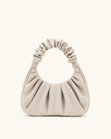 What do you need to pay attention to when storing a cowhide bag for a long time? How to avoid deformation and mildew of bags?