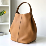 How to distinguish the authenticity of a cowhide bag?