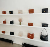 What are the differences between cowhide and sheepskin for bags?